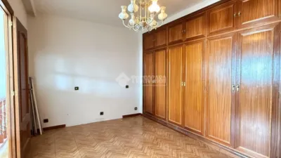Detached house on Calle de Cacabelos photo 19