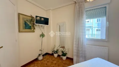Apartment in Santander photo 9