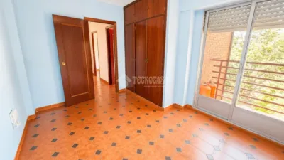 Apartment in El Campillo photo 8