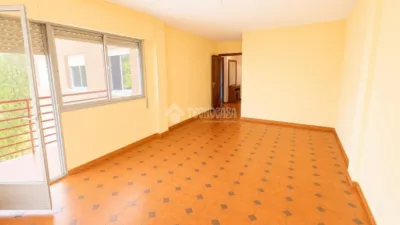 Apartment in El Campillo photo 3