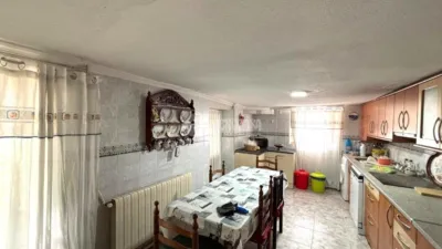 Casa unifamiliar en Villaverde de Medina photo 5