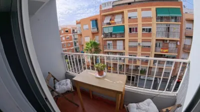 Piso en calle del Pinoso photo 9