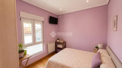 Apartment on Marqués de Santillana Street photo 4