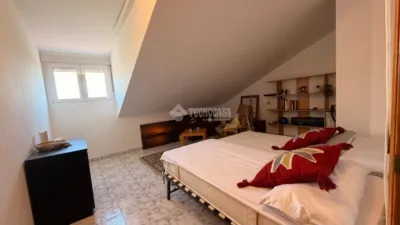 Flat in Velilla de San Antonio photo 18
