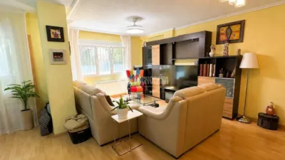 Apartment in Fontenebro-Altavista photo 3