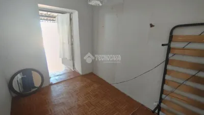 Terraced house in Espeluy photo 18