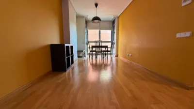 Apartment in Orcasitas photo 2