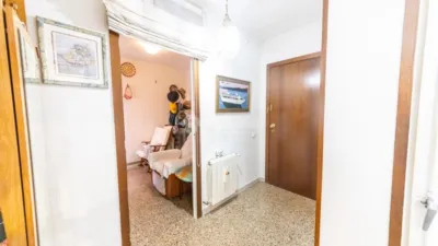 Flat in Centre photo 11