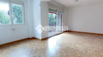 Apartment in Alameda de Osuna photo 12