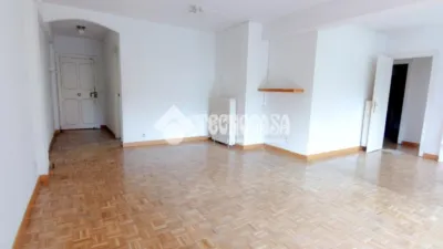 Apartment in Alameda de Osuna photo 13