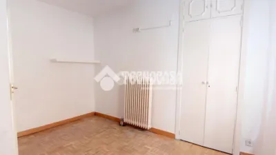 Apartment in Alameda de Osuna photo 18