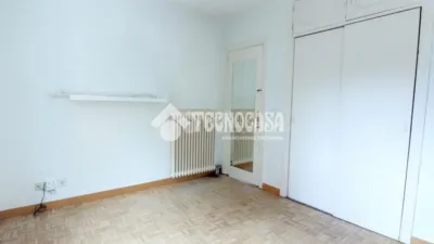 Apartment in Alameda de Osuna photo 7