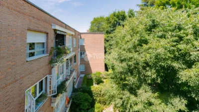 Apartment in Alameda de Osuna photo 8