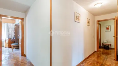 Apartment in Alameda de Osuna photo 9