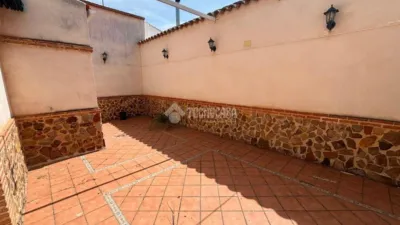 Casa adosada en venta en Calzada de Calatrava, Calzada de Calatrava de 140.000 €