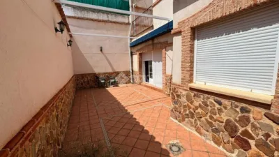 Casa adosada en venta en Calzada de Calatrava, Calzada de Calatrava de 140.000 €