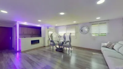 Apartment in Badia del Vallès photo 2