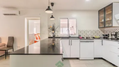 Single-family home in the Northeast photo 18