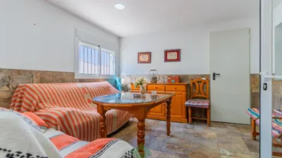 Single-family home in the Northeast photo 22