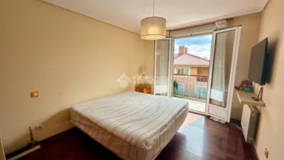 Semi-detached house on Calle de Román Rivas photo 16