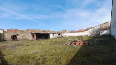 Detached house in Villaverde de Medina photo 36