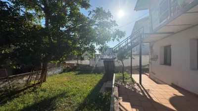 Single-family home on León Felipe Street photo 12