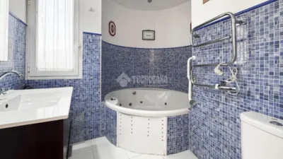 Apartment on Río Salazar Street photo 14