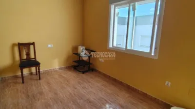 Terraced House in La Carolina photo 21