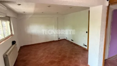 Flat in Moscardó photo 2