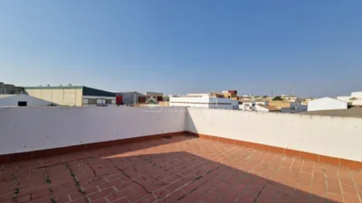 Single-family home on Calle de Cristóbal Colón photo 17