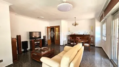 Flat in La Milagrosa-La Estrella-San Antón photo 7