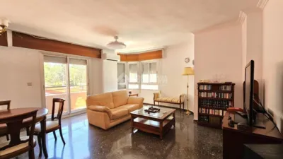 Flat in La Milagrosa-La Estrella-San Antón photo 3