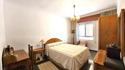 Flat in La Milagrosa-La Estrella-San Antón photo 21