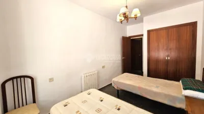 Flat in La Milagrosa-La Estrella-San Antón photo 23