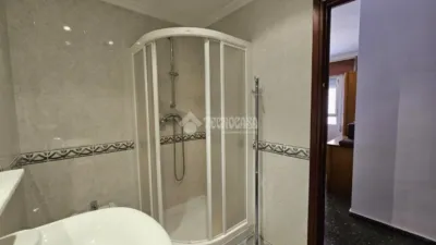 Flat in La Milagrosa-La Estrella-San Antón photo 31