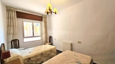 Flat in La Milagrosa-La Estrella-San Antón photo 26