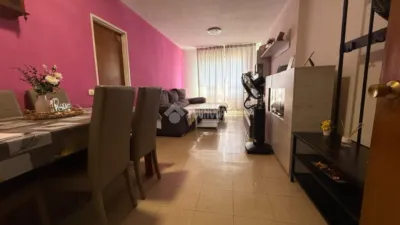 Apartment in Orcasitas photo 2