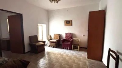 Semi-detached house on Prior Requena Street photo 13