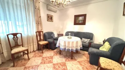 Detached house on Calle de Colón photo 3