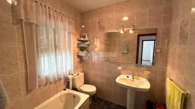 Semi-detached house on Pintor Zabaleta Street photo 12