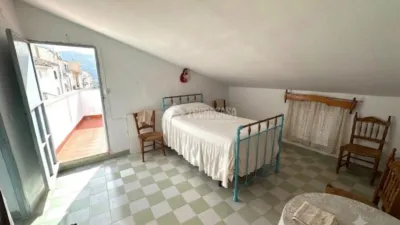 Semi-detached house on Pintor Zabaleta Street photo 17