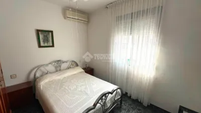 Semi-detached house on Pintor Zabaleta Street photo 7