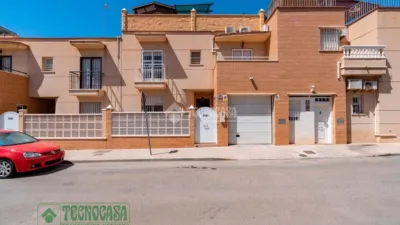 Terraced house in Barrio Plaza de la Luz photo 14
