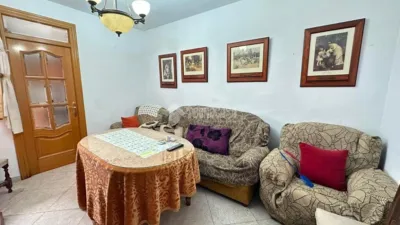 Semi-detached house on Prior Requena Street photo 8