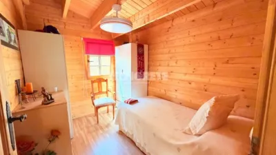 Single-family home on Calle de Soria photo 10