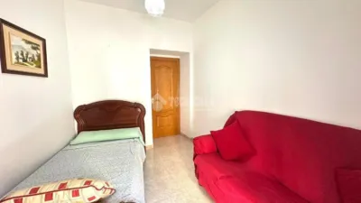 Semi-detached house on Prior Requena Street photo 15