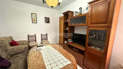 Semi-detached house on Prior Requena Street photo 9