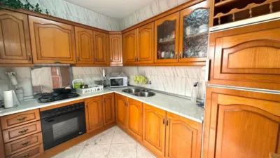Semi-detached house on Prior Requena Street photo 5