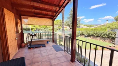 Single-family home on Calle de Soria photo 18
