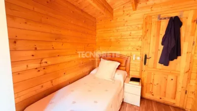 Single-family home on Calle de Soria photo 9
